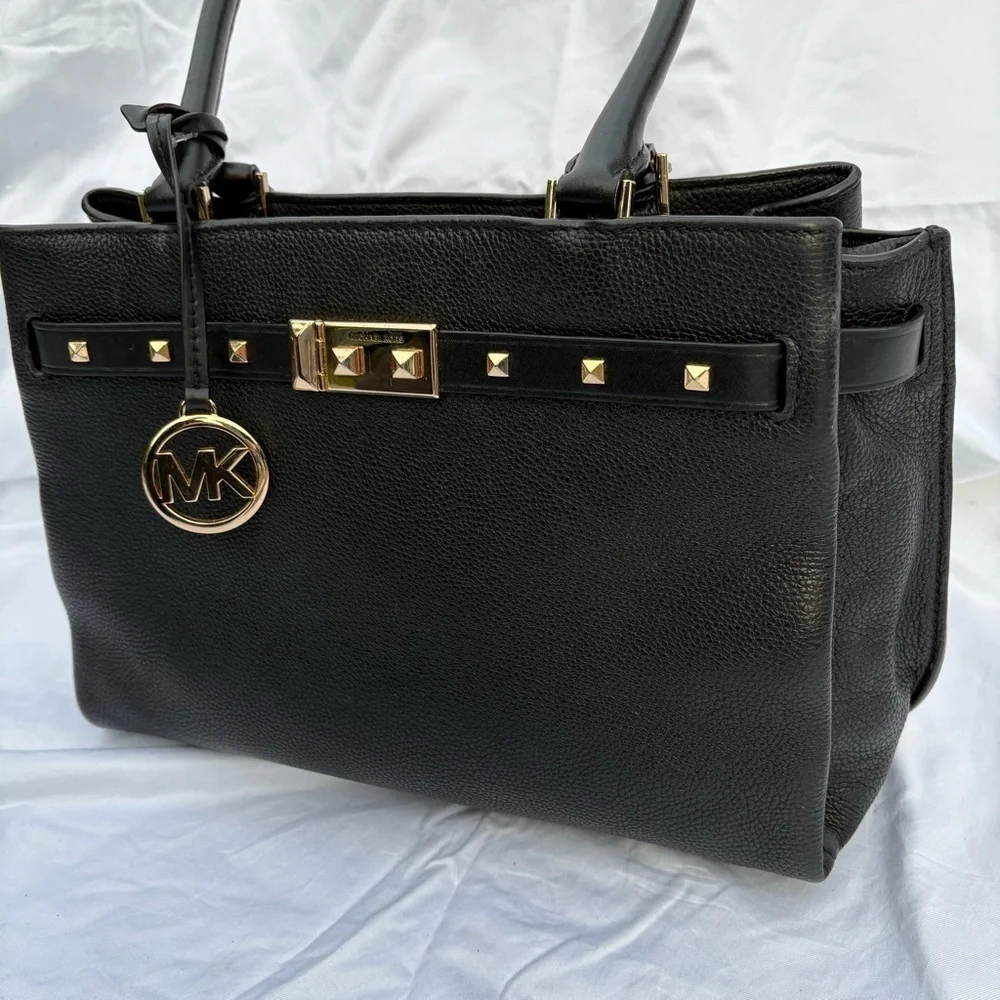 Michael Kors Addison Black and Gold Elegant Shoulder Bag